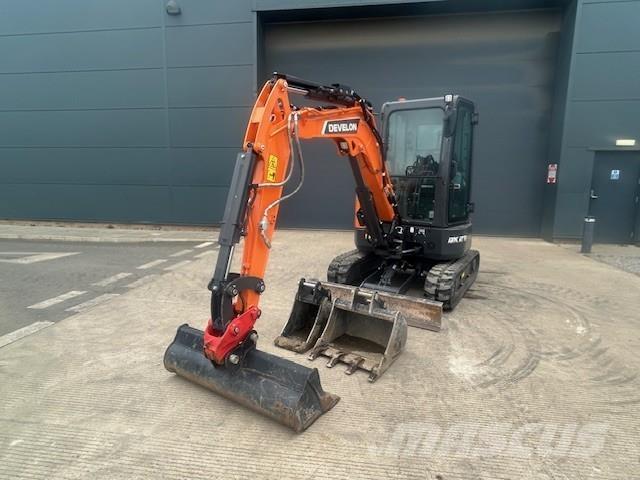Develon Dx27z-7 Kāpurķēžu ekskavatori