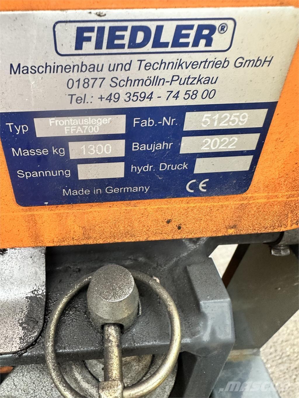 Fiedler FFA700 Komunālā tehnika instrumentu pārvadāšanai