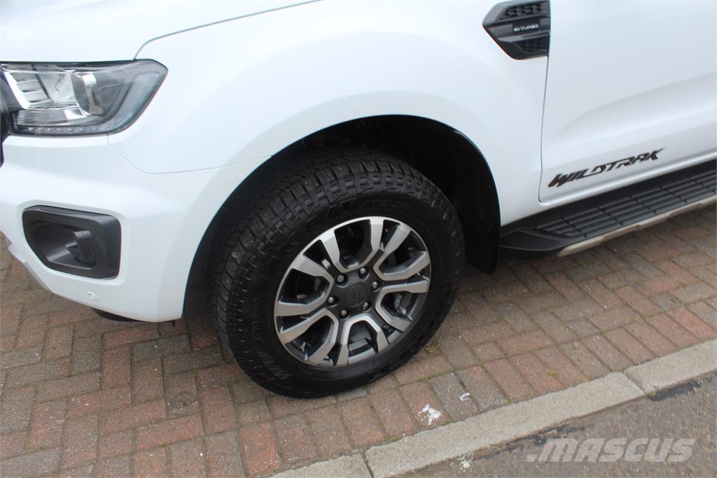 Ford Ranger Wildtrak Vieglais kravas automobilis/izkraušana no sāniem