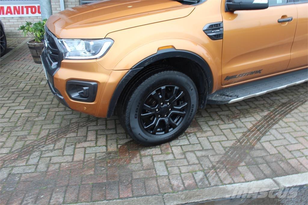 Ford Ranger Wildtrak Vieglais kravas automobilis/izkraušana no sāniem