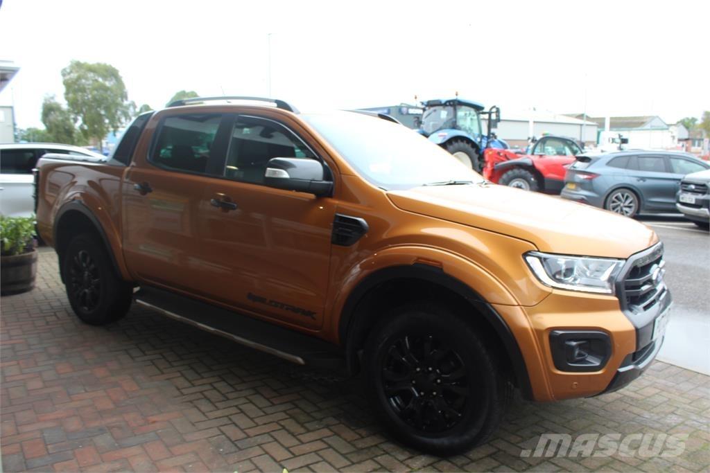 Ford Ranger Wildtrak Vieglais kravas automobilis/izkraušana no sāniem