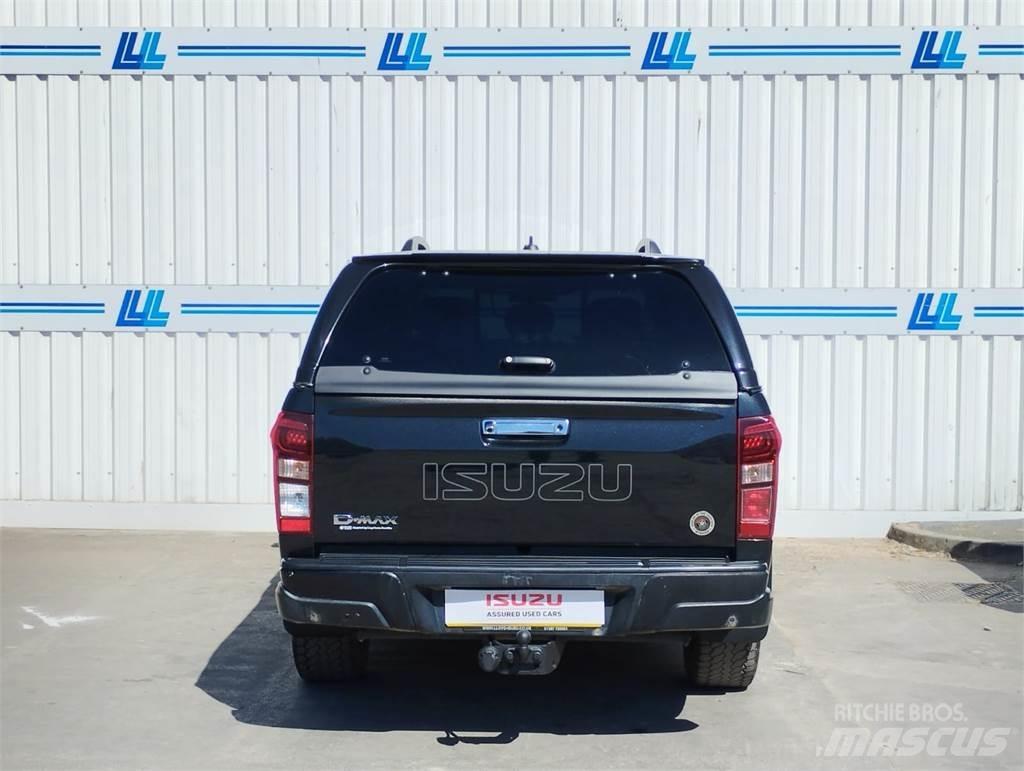 Isuzu Blade Vieglais kravas automobilis/izkraušana no sāniem