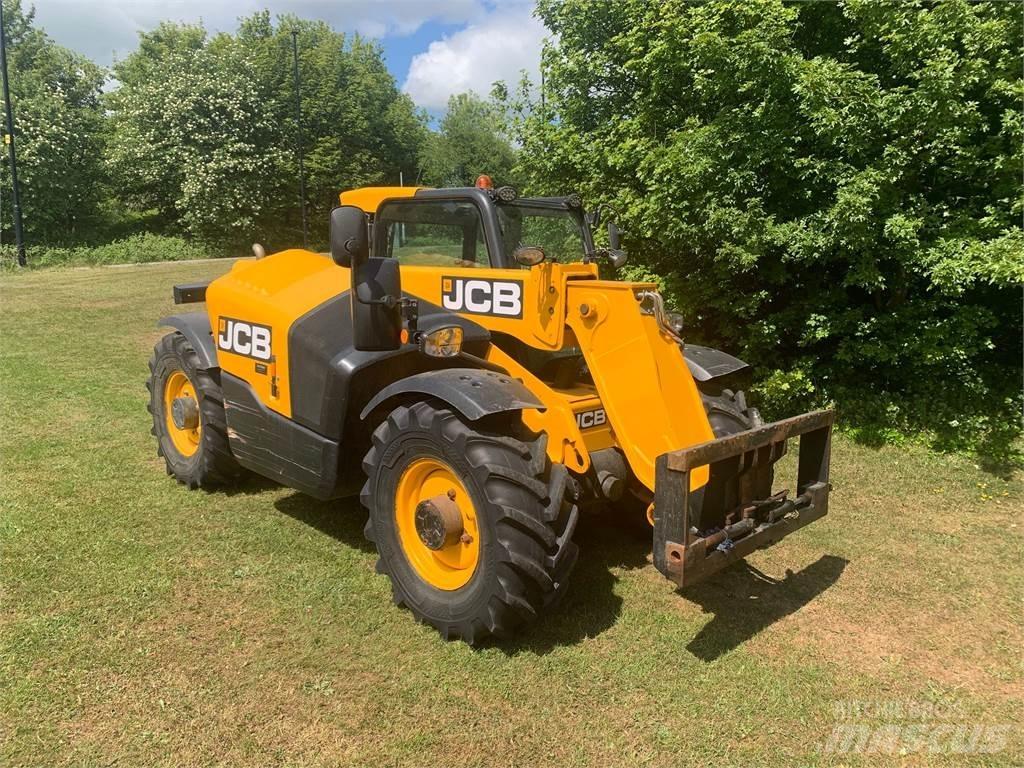 JCB 527-58 Teleskopiskie manipulatori