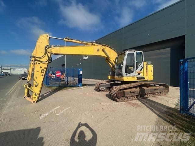 New Holland E235bsr-2 Kāpurķēžu ekskavatori