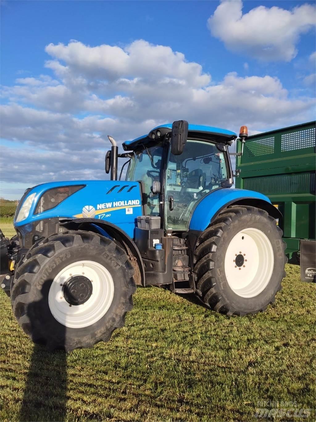 New Holland T7.190 Traktori