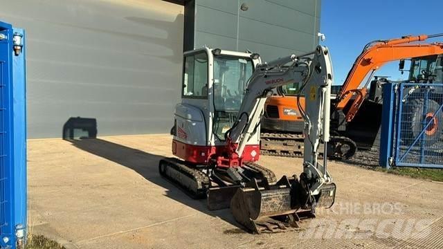 Takeuchi  Kāpurķēžu ekskavatori