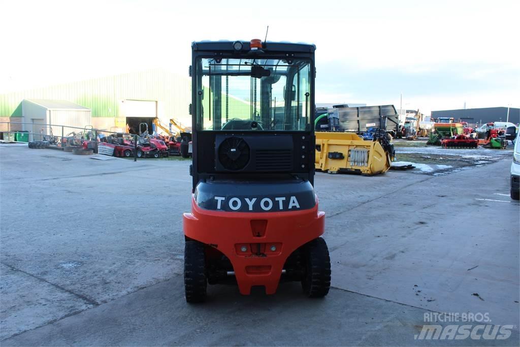 Toyota 4T Forklift Autokrāvēji - citi