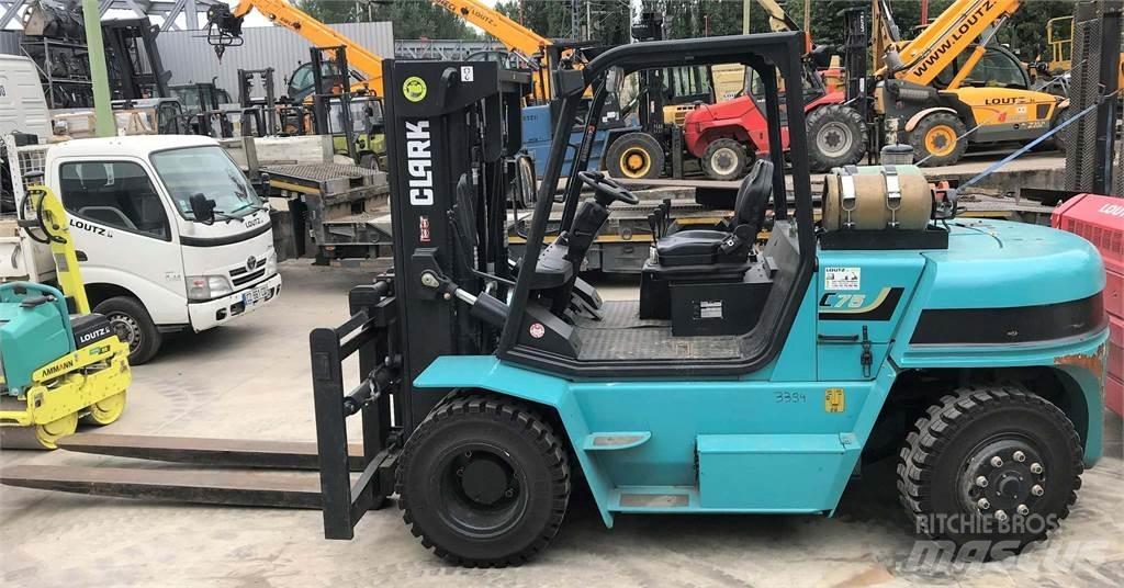 Clark C75L Autokrāvēji - citi