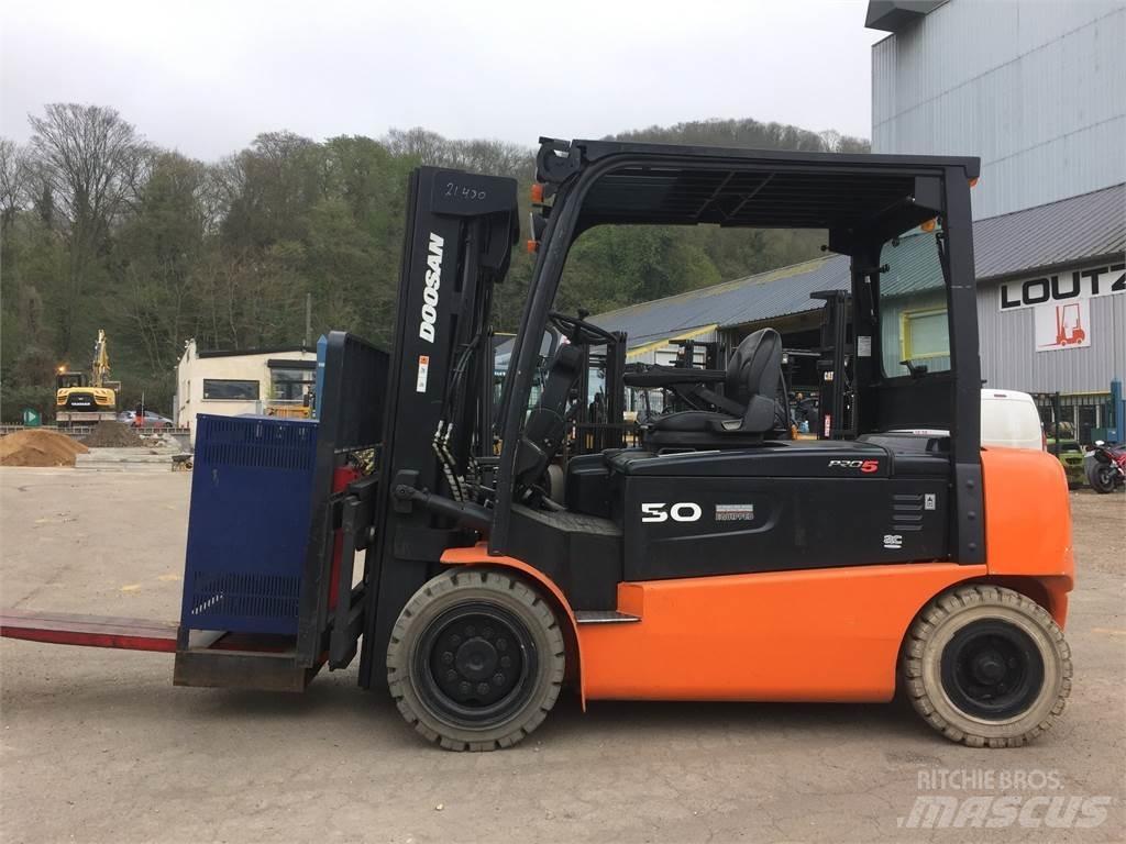 Doosan B50X Autokrāvēji - citi