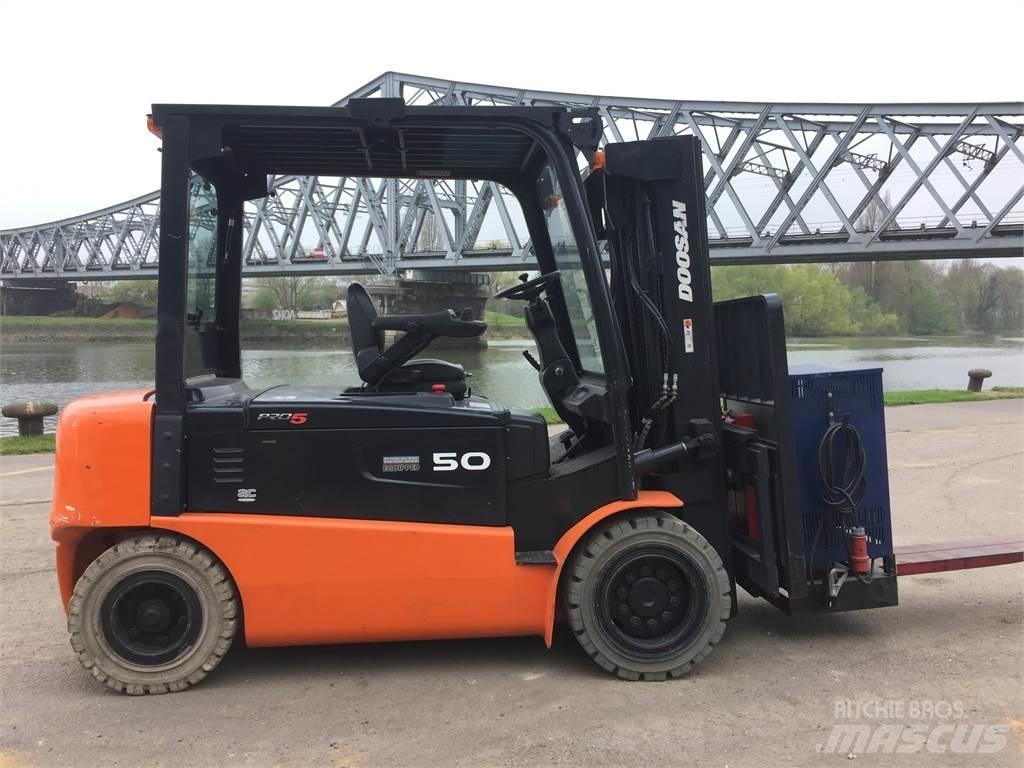 Doosan B50X Autokrāvēji - citi