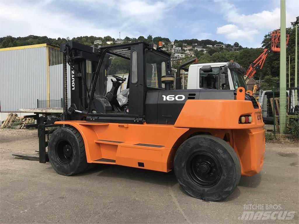 Doosan DL160 Tehnika ar dīzeļa dzinēju