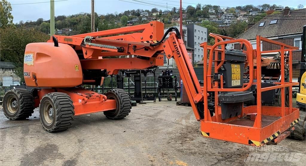 JLG 450AJ Citi pacēlāji un platformas