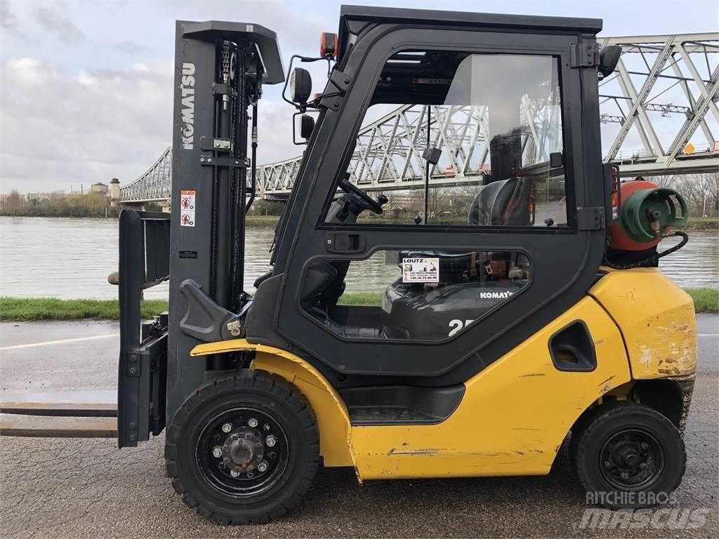 Komatsu FG25 Autokrāvēji - citi