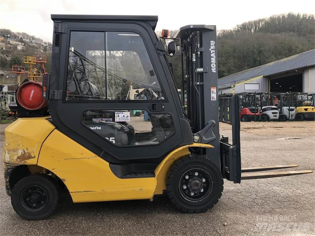 Komatsu FG25 Autokrāvēji - citi