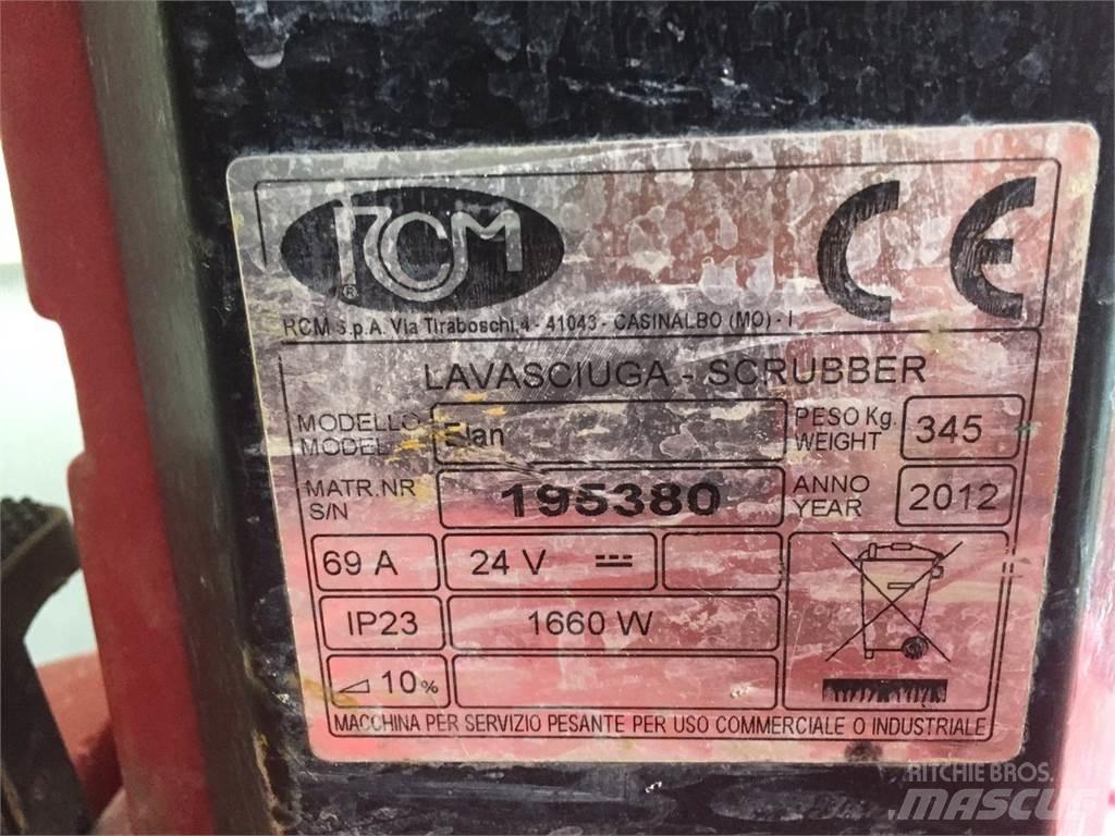 RCM ELAN 732 Ielu tīrīšanas mašīnas
