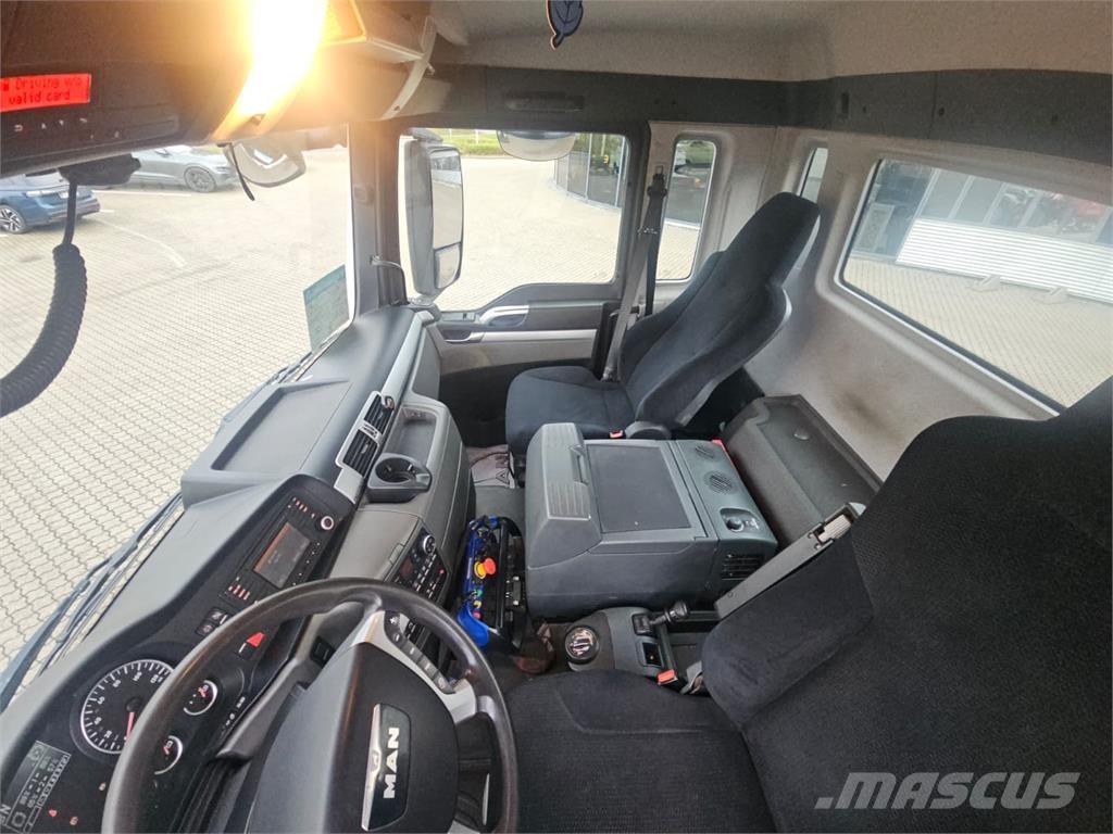 MAN TGS 26.400 6X2-4 Kabeļu pacēlājs nomontējamām kravas mašīnām