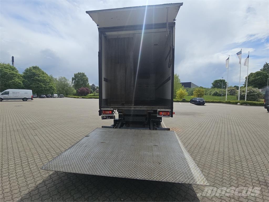 Volvo FE320 Kravas automašīnas - refrižeratori