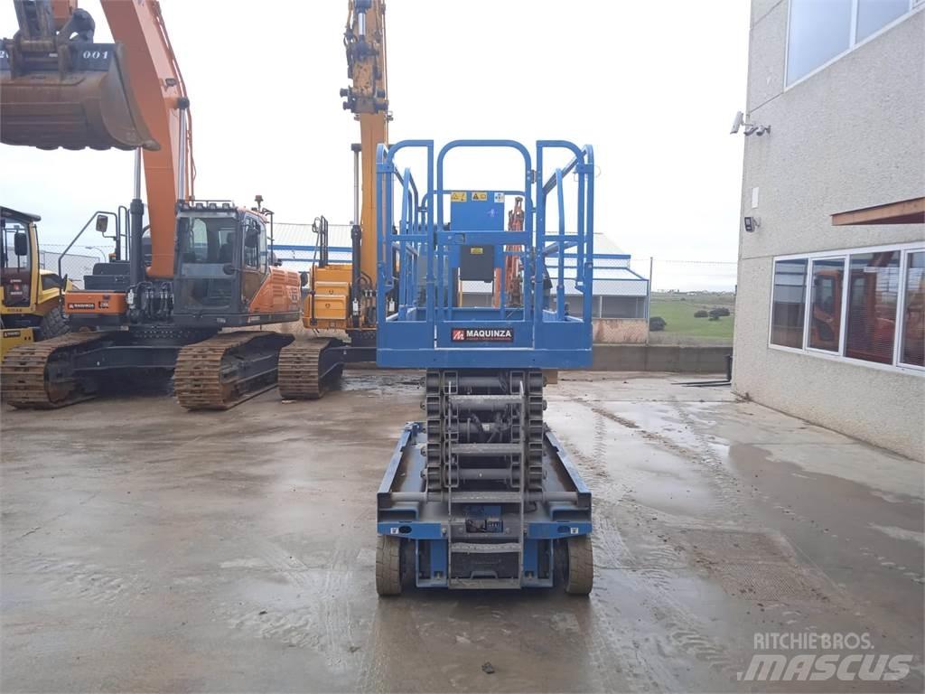 Genie GS4047 Šķerveida pacēlāji