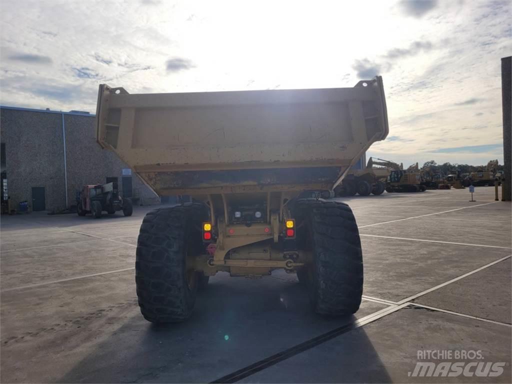 CAT 730 Artikulētie pašizgāzēji
