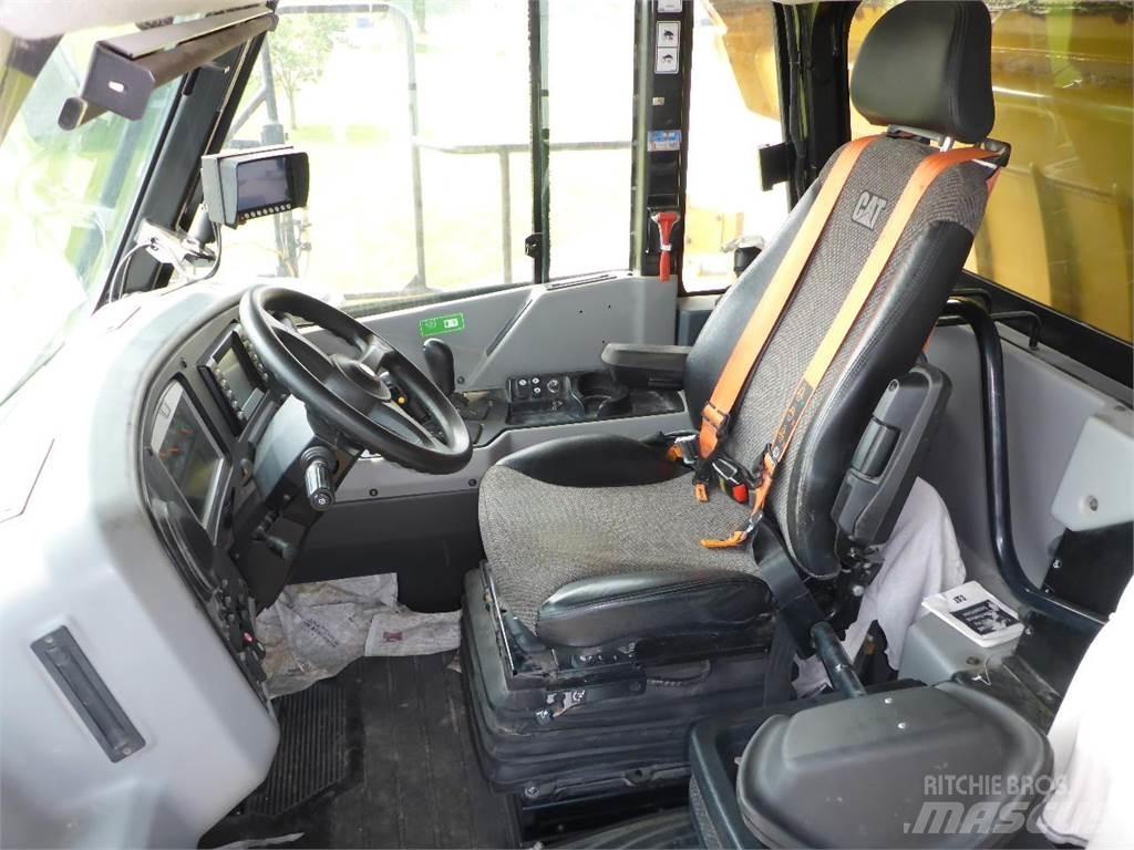 CAT 772G Karjeras kravas automašīnas