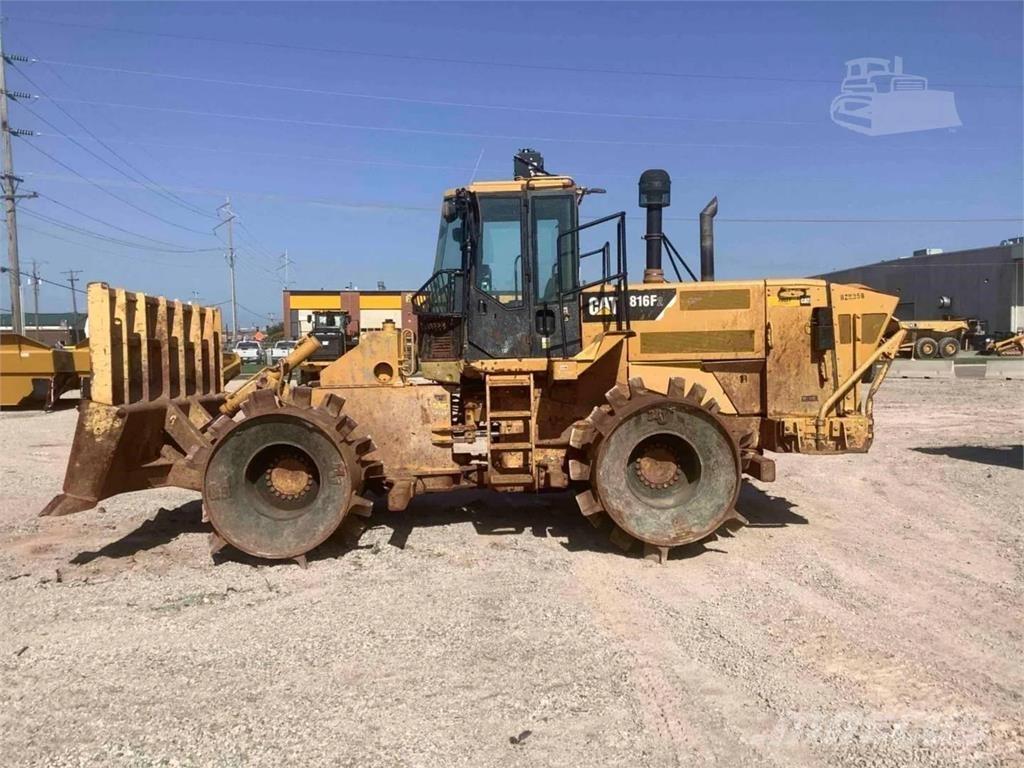 CAT 816F II Augsnes blīvētāji