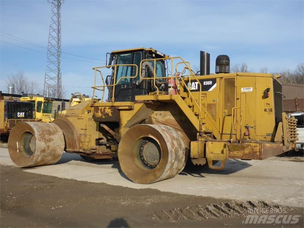 CAT 836H Būvniecība- Citi