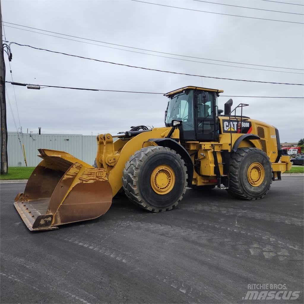 CAT 980M Iekrāvēji uz riteņiem