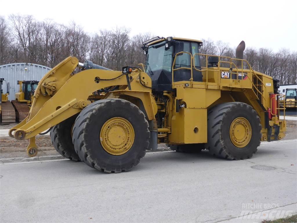 CAT 988K Teleskopiskie manipulatori