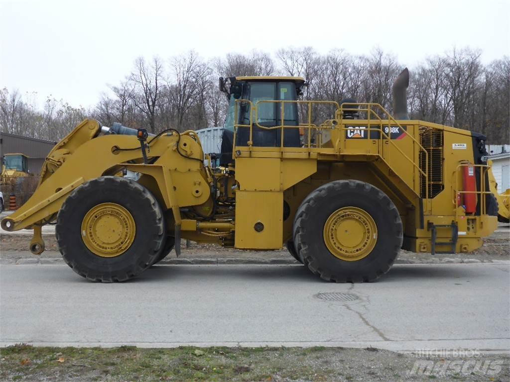 CAT 988K Teleskopiskie manipulatori