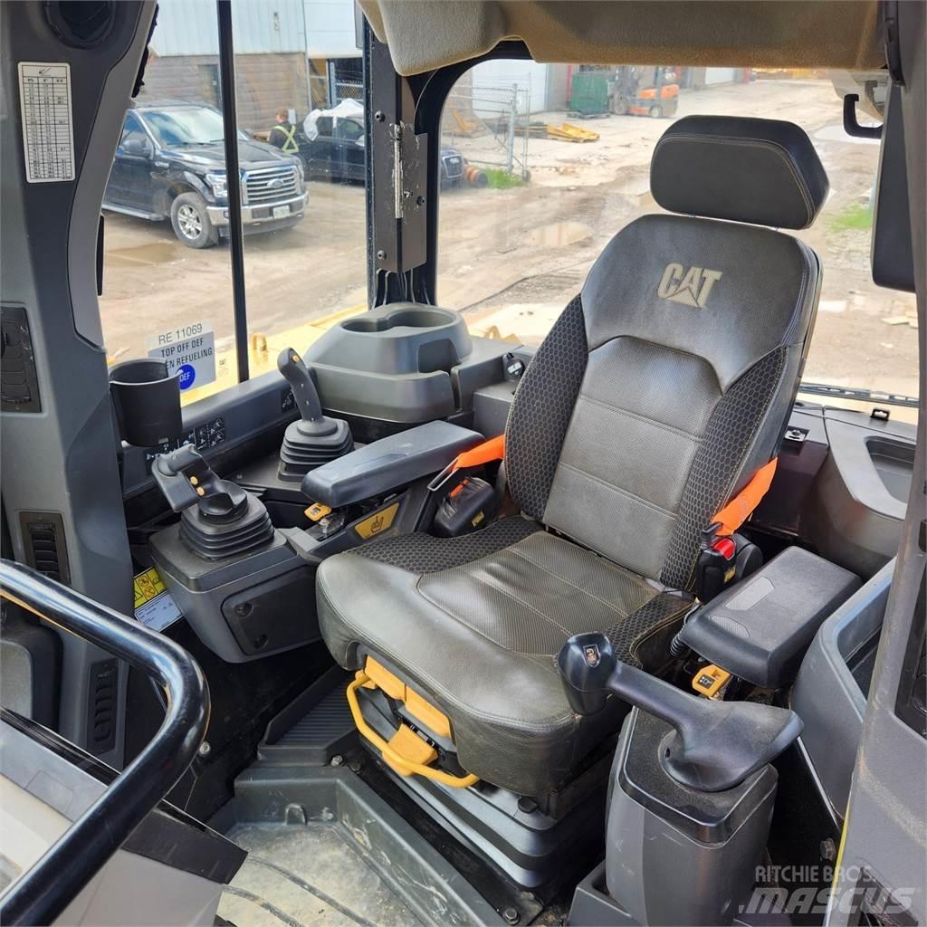 CAT D6 LGP VP Kāpurķēžu buldozeri
