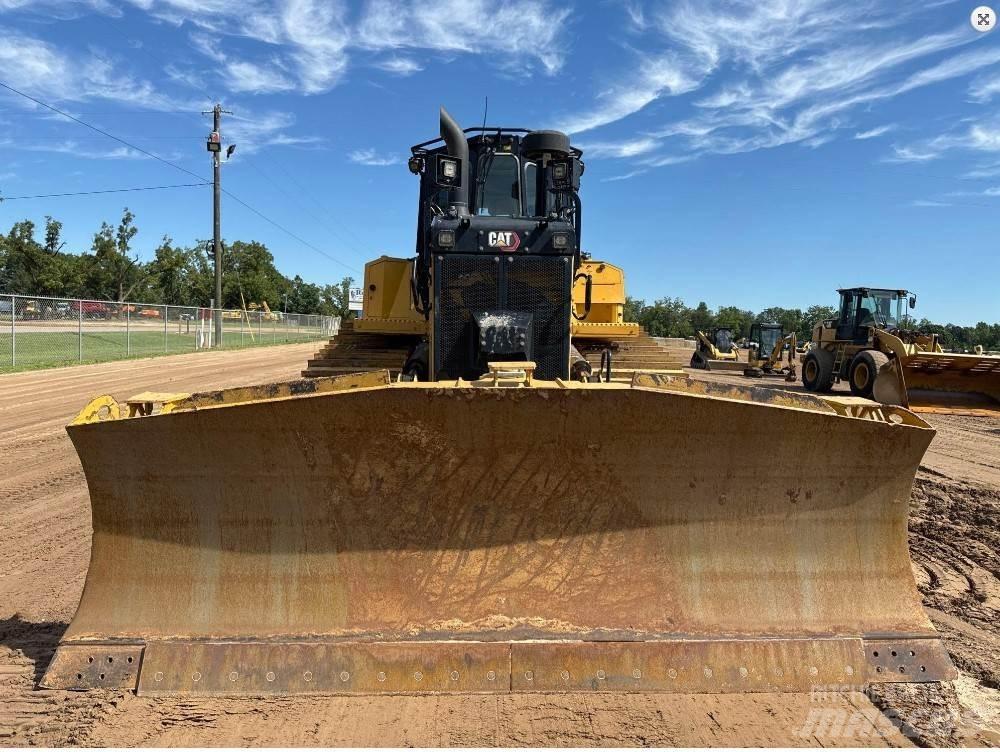 CAT D6 XE LGP Kāpurķēžu buldozeri
