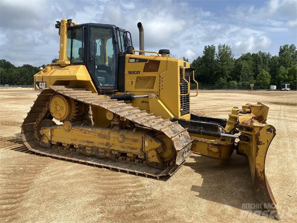 CAT D6N LGP Kāpurķēžu buldozeri
