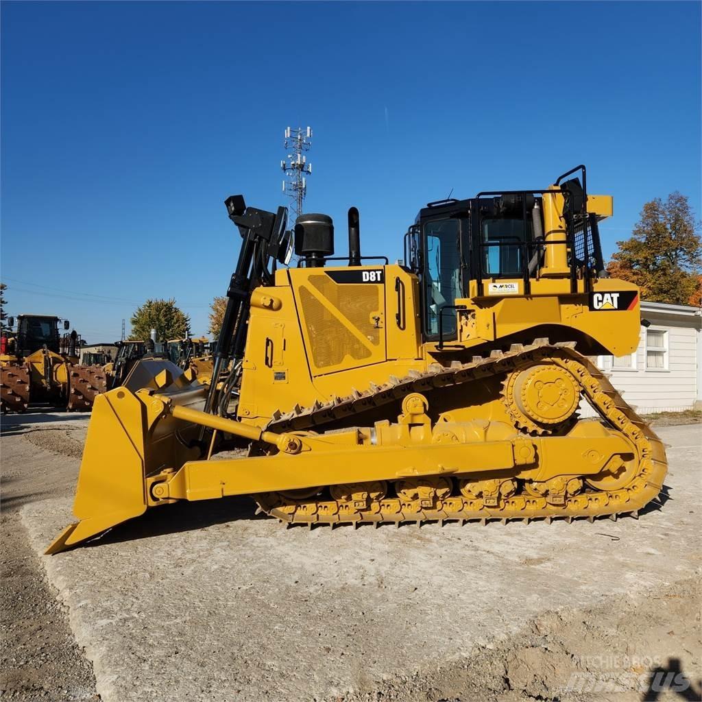 CAT D8T Kāpurķēžu buldozeri