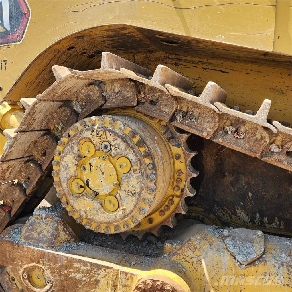CAT D8T WH Kāpurķēžu buldozeri