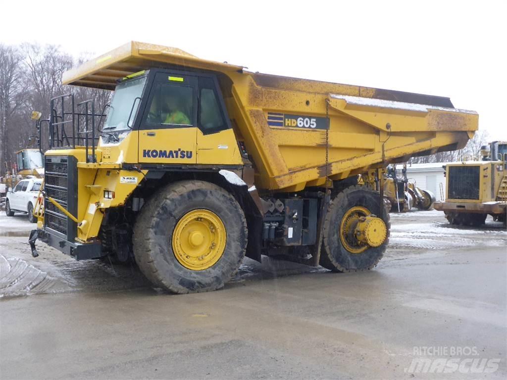 Komatsu HD605-7 Karjeras kravas automašīnas