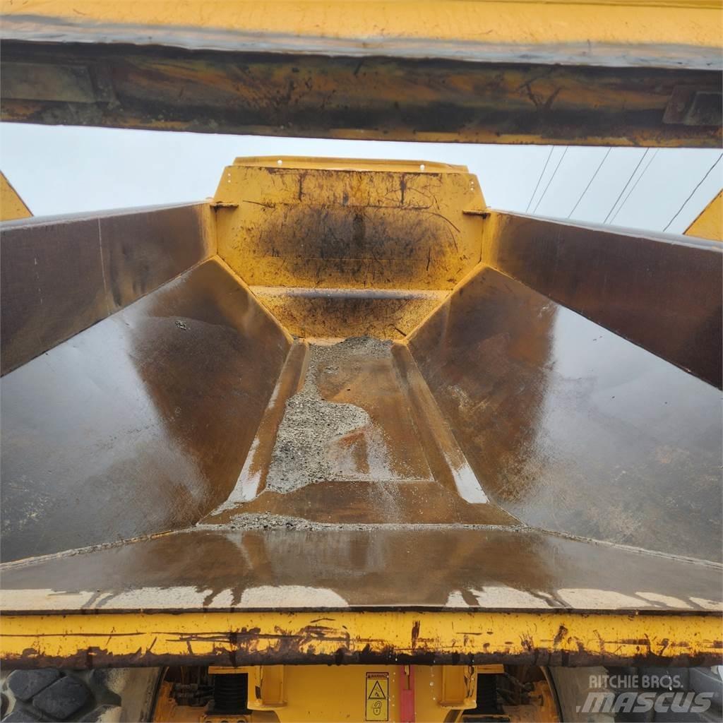 Volvo A30G Artikulētie pašizgāzēji