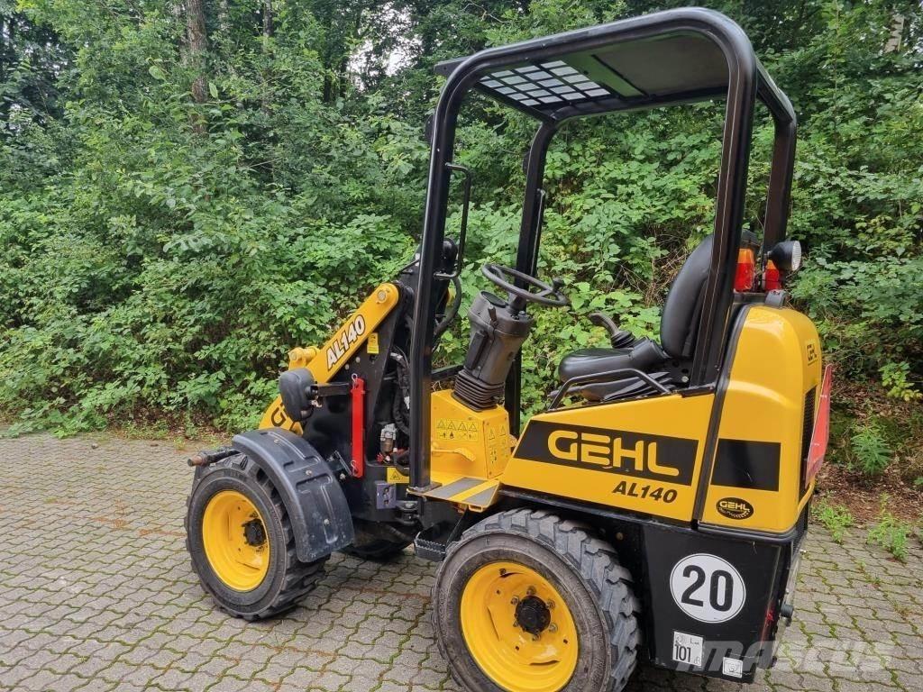 Gehl AL140 Mini iekrāvēji