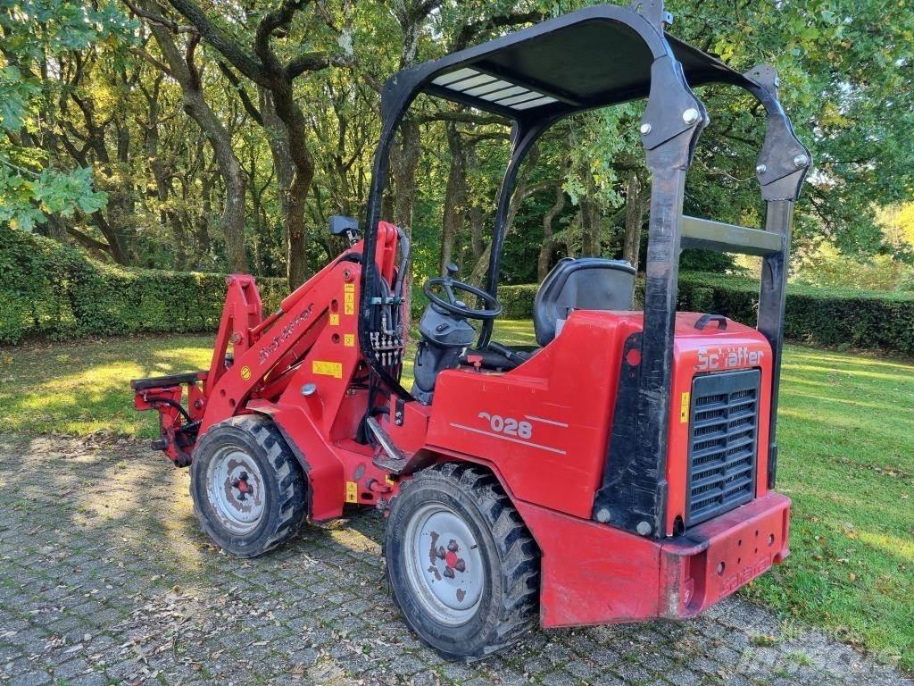 Schäffer 2028 Mini iekrāvēji