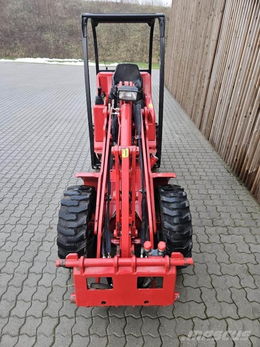 Schäffer 2428 SLT Mini iekrāvēji