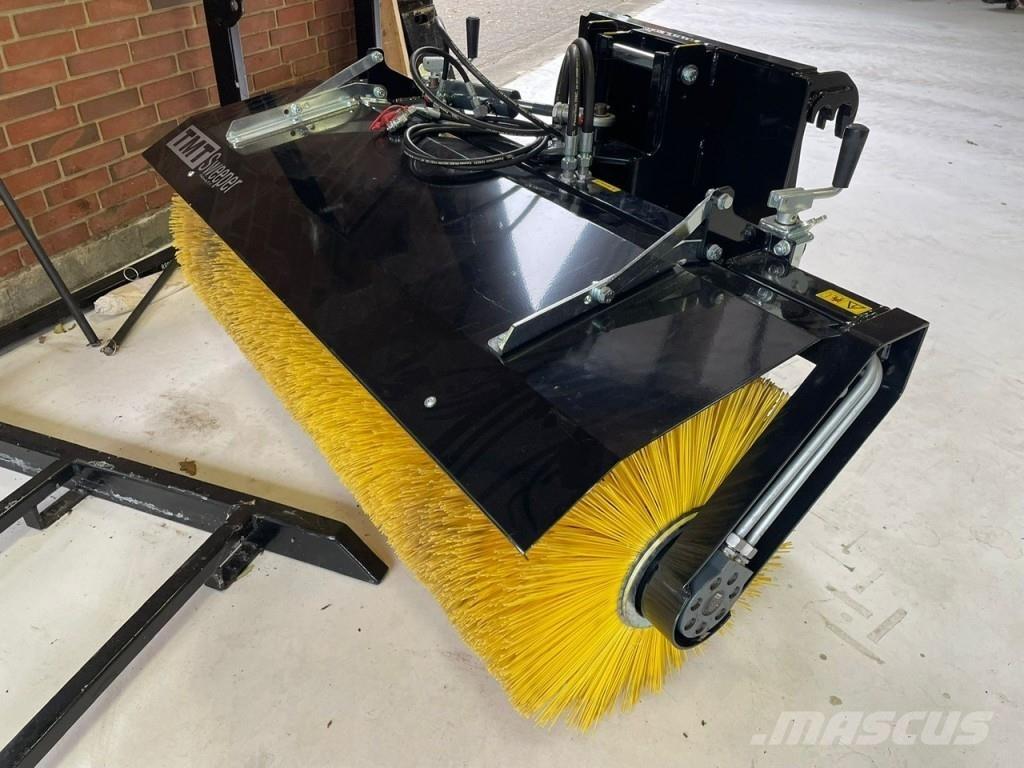 TMT SWEEPER 150 Ielu tīrīšanas mašīnas