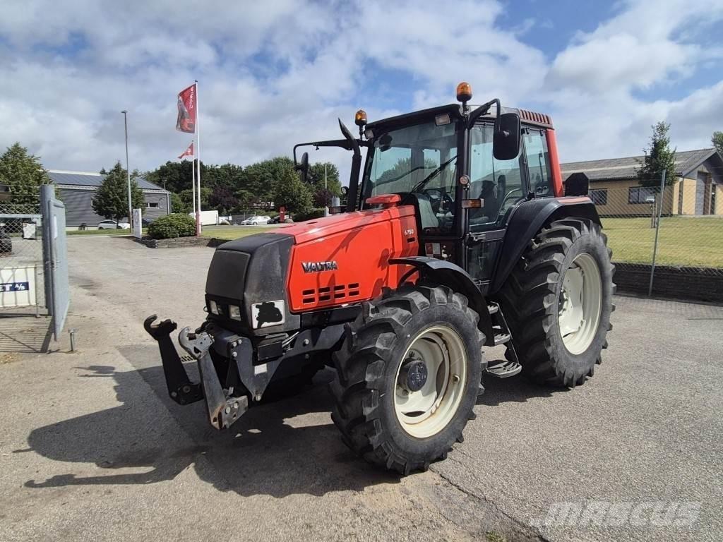 Valtra 6750 Traktori