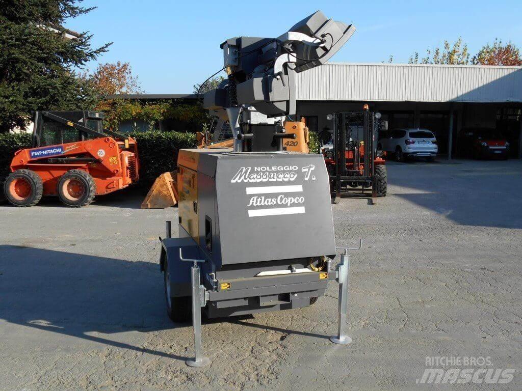 Atlas Copco QLT H 50 Gaismas torņi