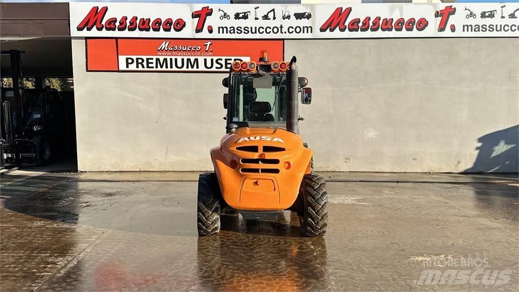 Ausa C250H 4X4 Apvidus autokrāvējs