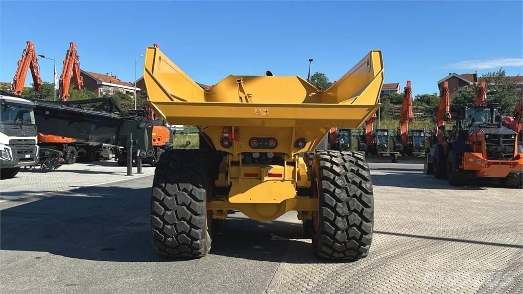 Bell B30E 6X6 Mini pašizgāzēji