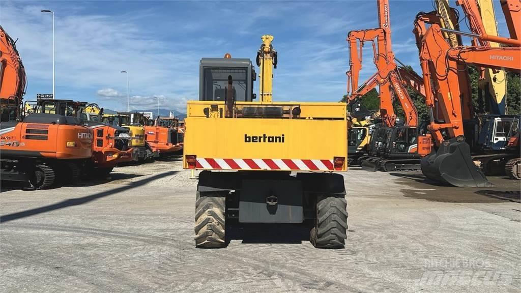Bertani S3A 4X4 Ekskavatori uz riteņiem