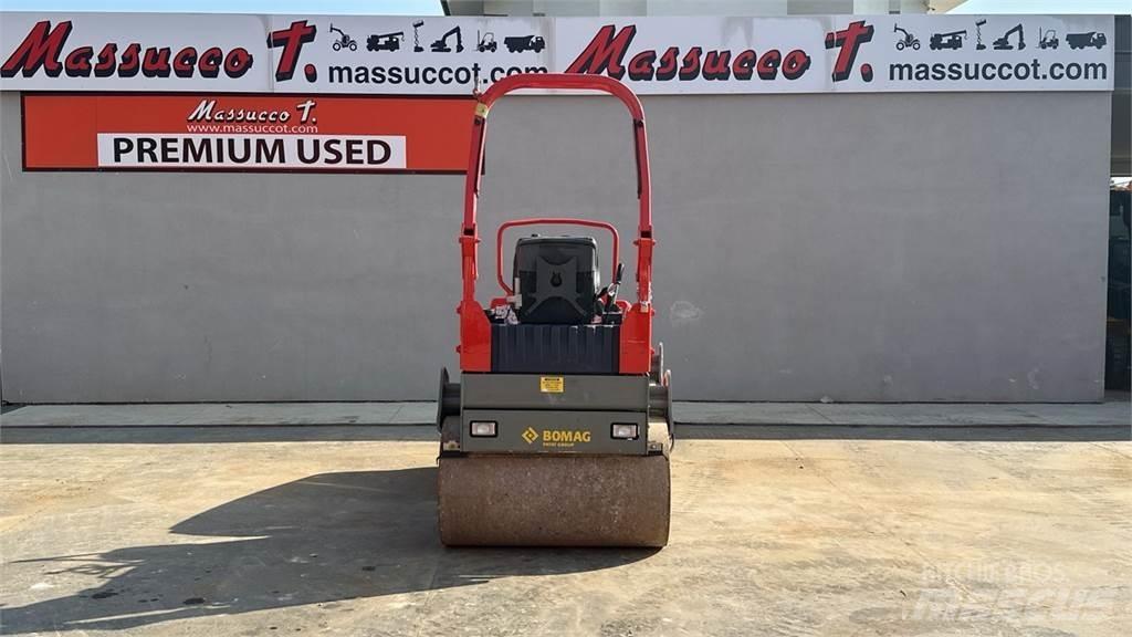 Bomag BW120 AD-4 Augsnes blīvētāji