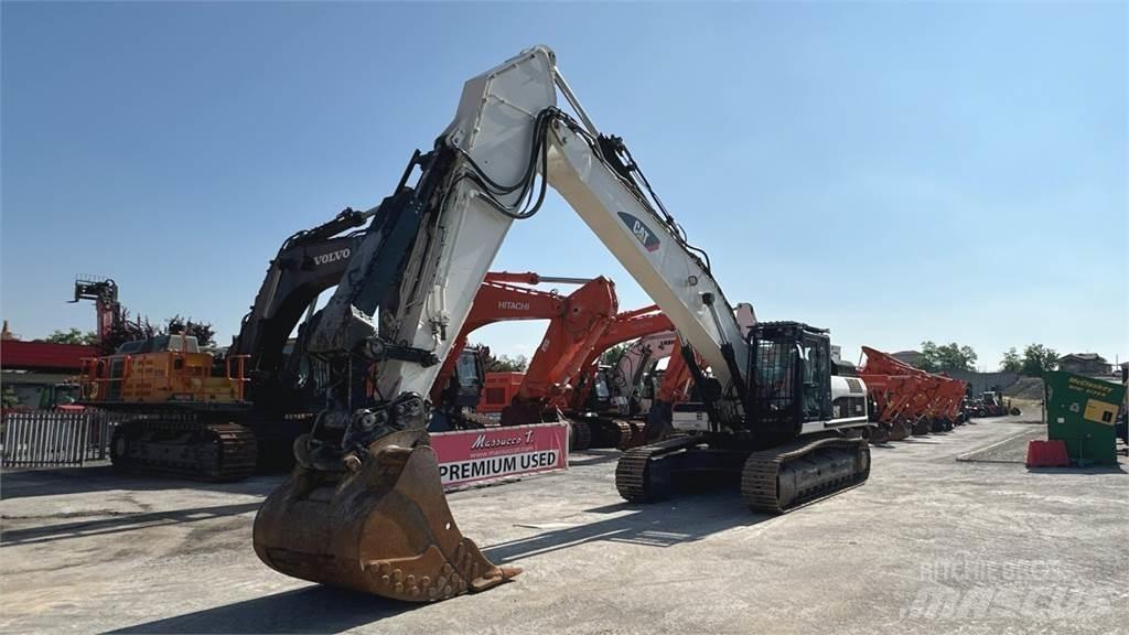 CAT 336D Kāpurķēžu ekskavatori
