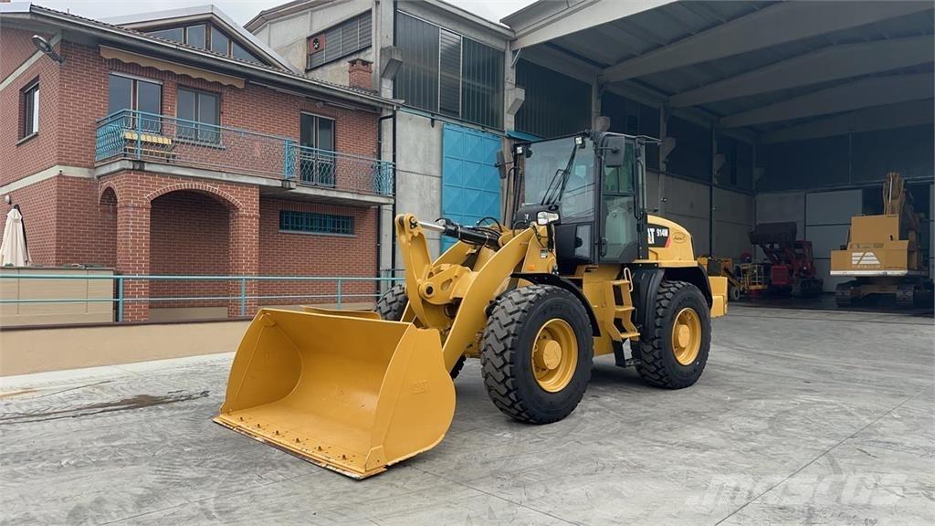 CAT 914M Iekrāvēji uz riteņiem