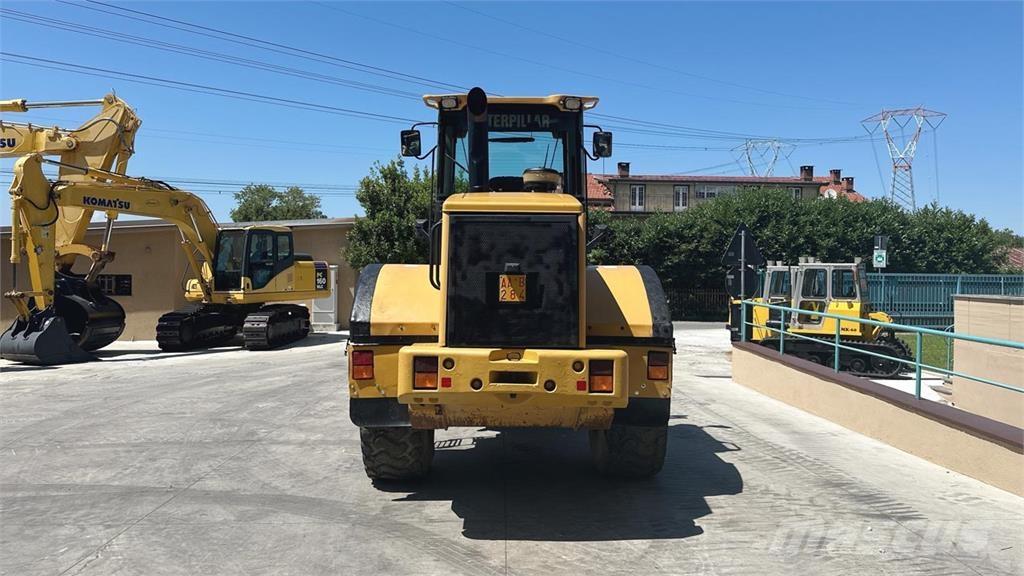 CAT IT28G 4X4 Iekrāvēji uz riteņiem