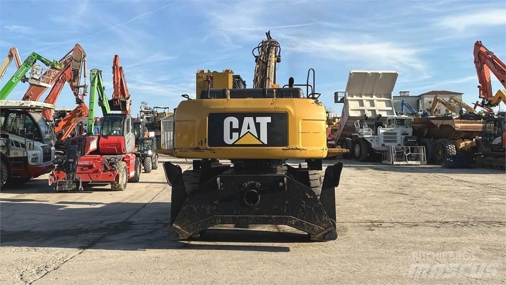 CAT M325D 4X4 Ekskavatori uz riteņiem